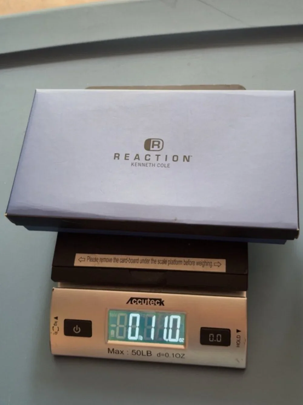 Kenneth Cole Reaction Dark Brown Trifold Wallet - New in Box